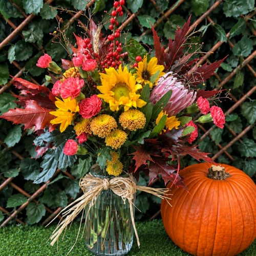 Autumn flower delivery by Arabesque in Maidstone.