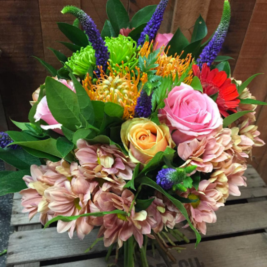 Flowers in Banbury, Oxfordshire. Crafted & delivered by Flora Bella ...